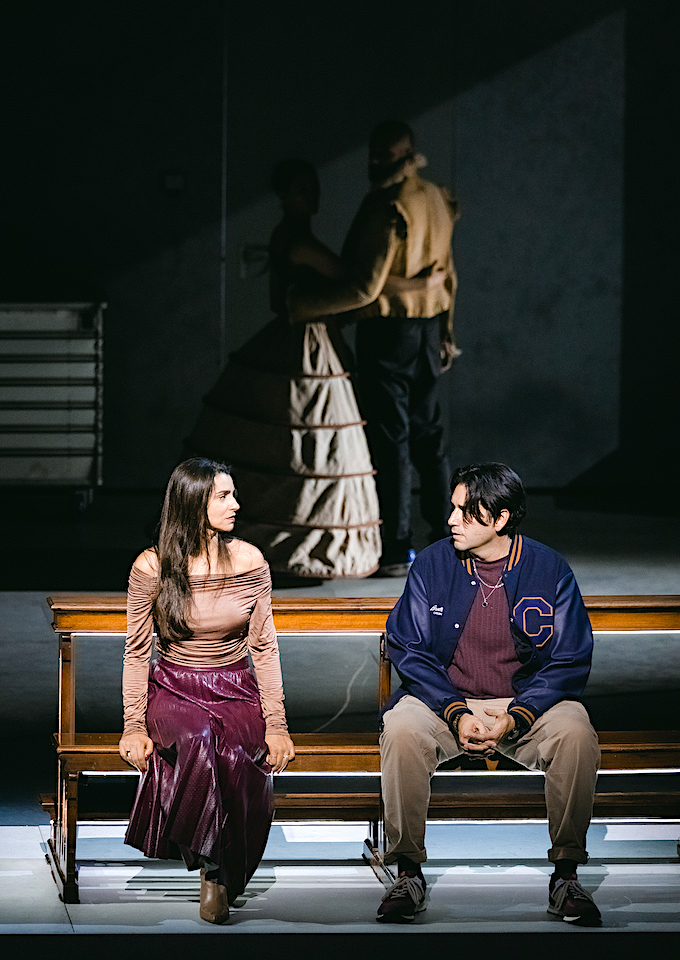 » Don Carlo «, 4. Akt: Asmik Grigorian (Elisabetta di Valois) und Joshua Guerrero (Don Carlo) © Frol Podlesnyi